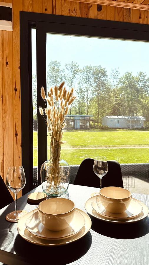 Luxe Tiny House Bij Het Leekstermeer Matsloot Kültér fotó